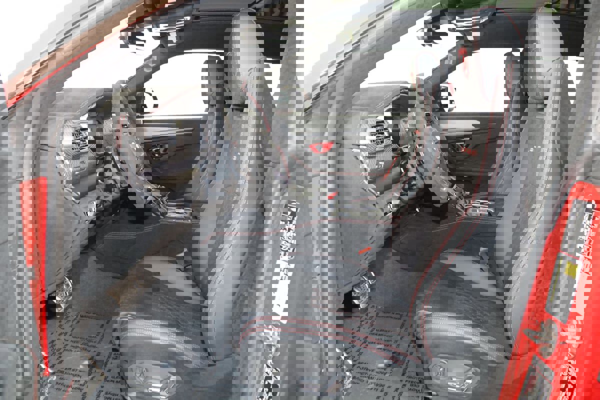 Used 2024 Lamborghini Urus Performante image 13