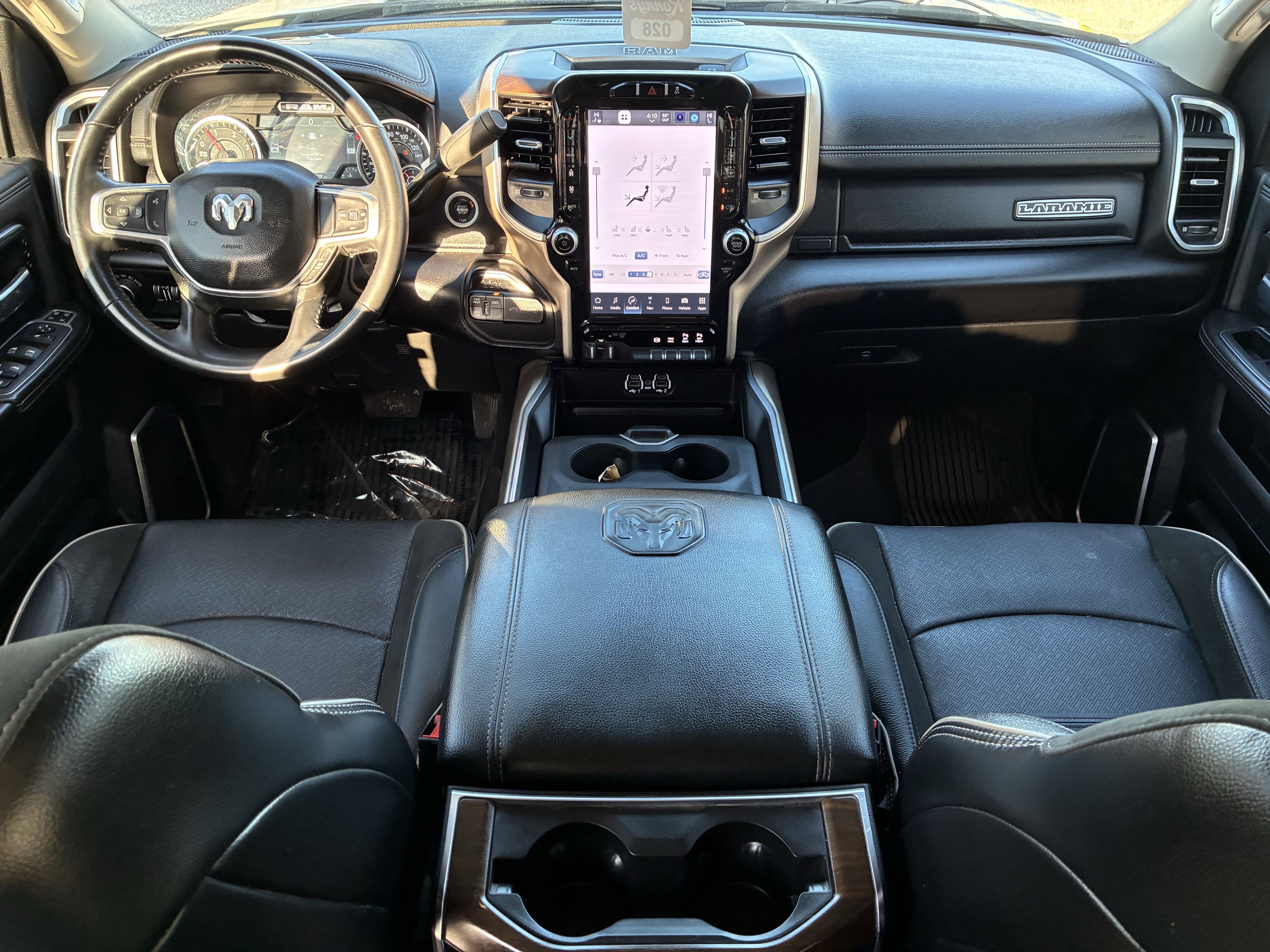 Used 2024 RAM 2500 Laramie image 11
