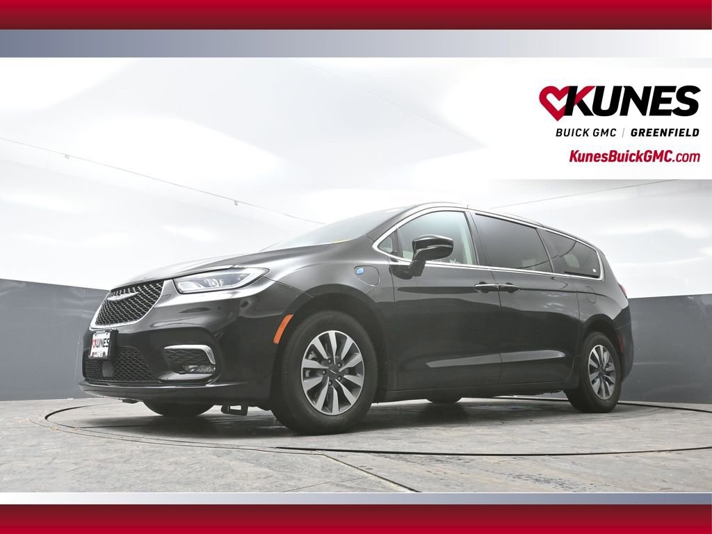 Used 2024 Chrysler Pacifica Limited FWD image 50