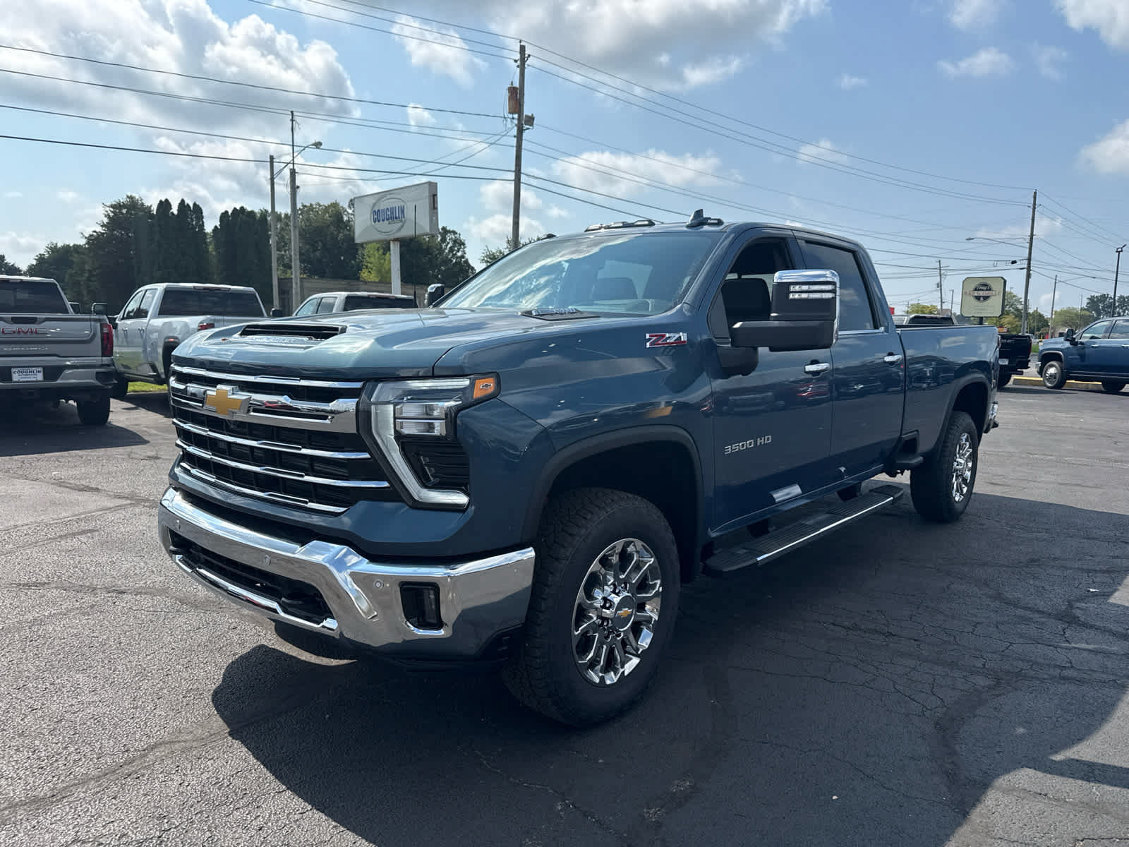 New 2026 Chevrolet Silverado 3500 LTZ w/ LTZ Premium Package AWD/4WD image 1