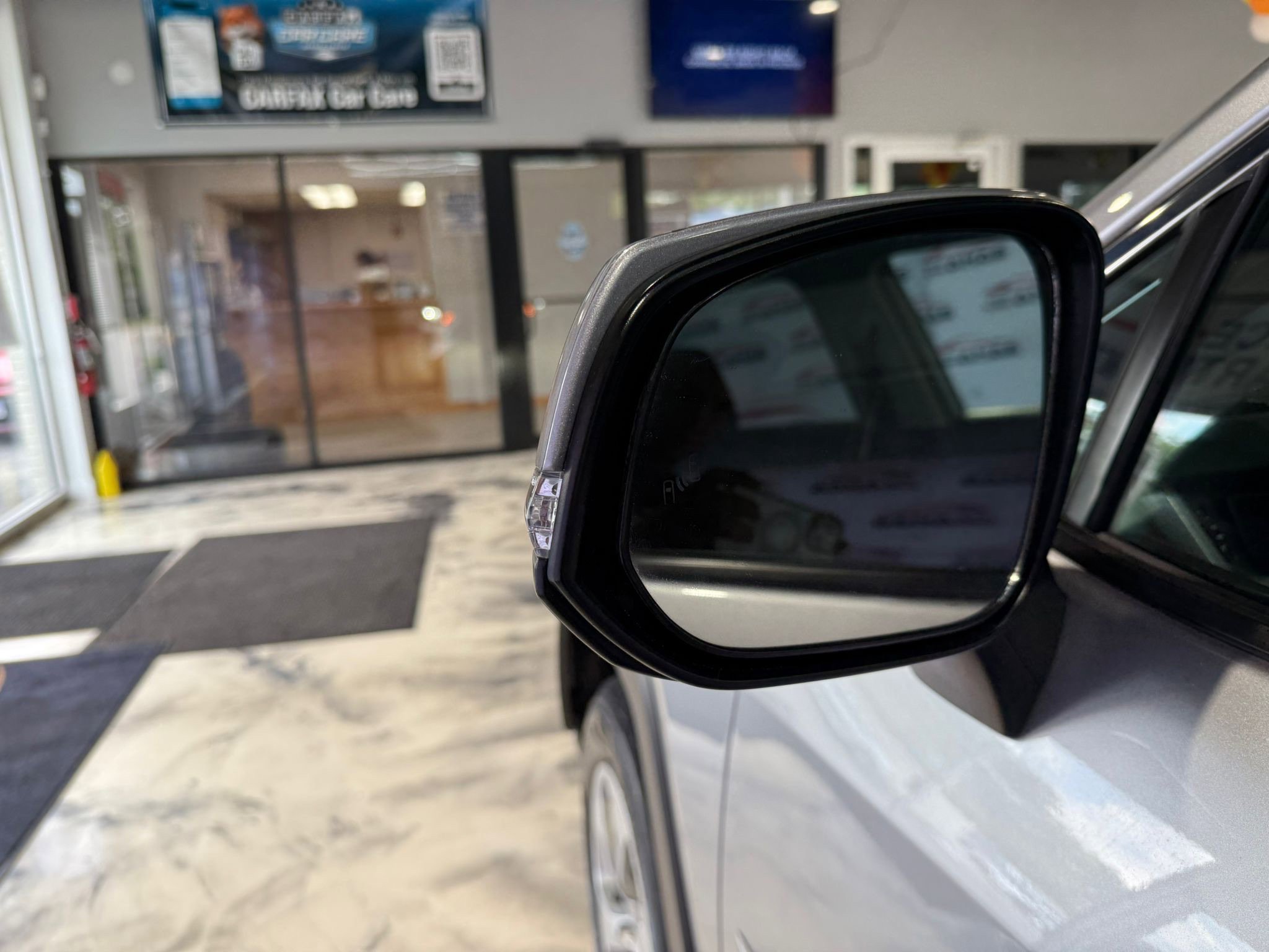 Used 2022 Toyota RAV4 LE image 15