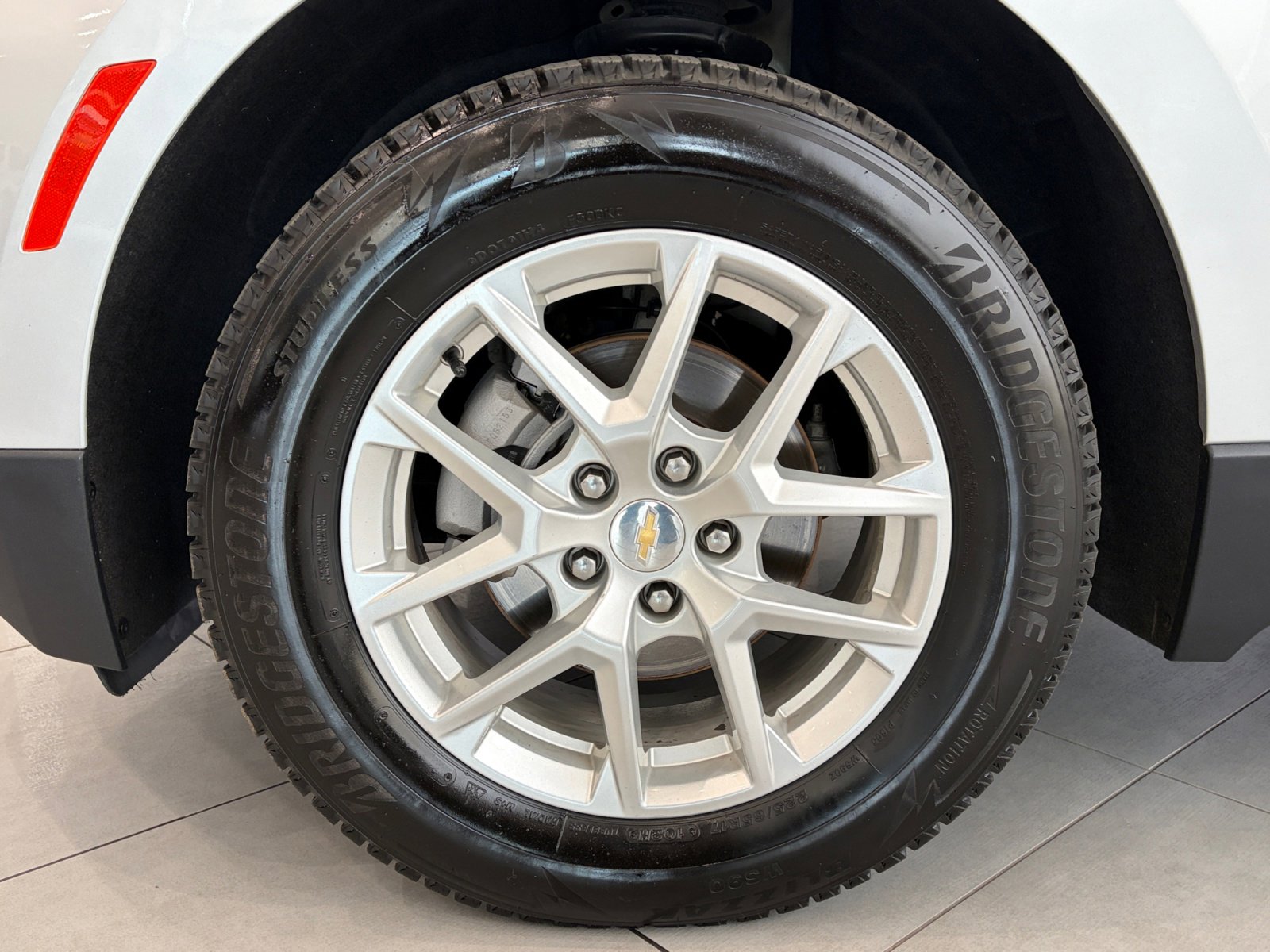 Used 2022 Chevrolet Equinox LS AWD/4WD image 11