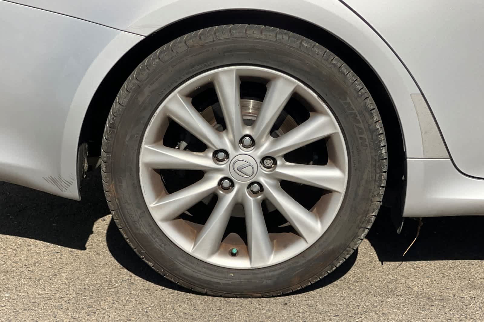 Used 2010 Lexus IS 250 w/ Preferred Accessory Package RWD image 20