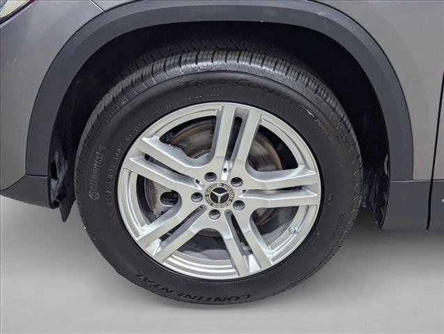 Used 2023 Mercedes-Benz GLA 250 4MATIC w/ Premium Package image 23