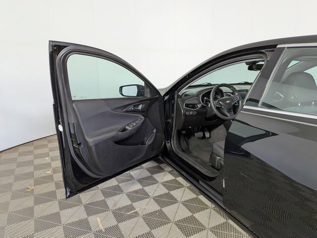 Used 2016 Chevrolet Malibu LS image 9