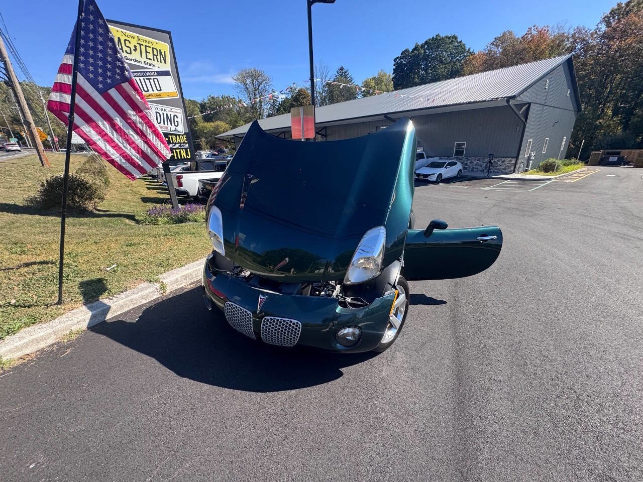 Used 2007 Pontiac Solstice Convertible w/ Premium Package image 17