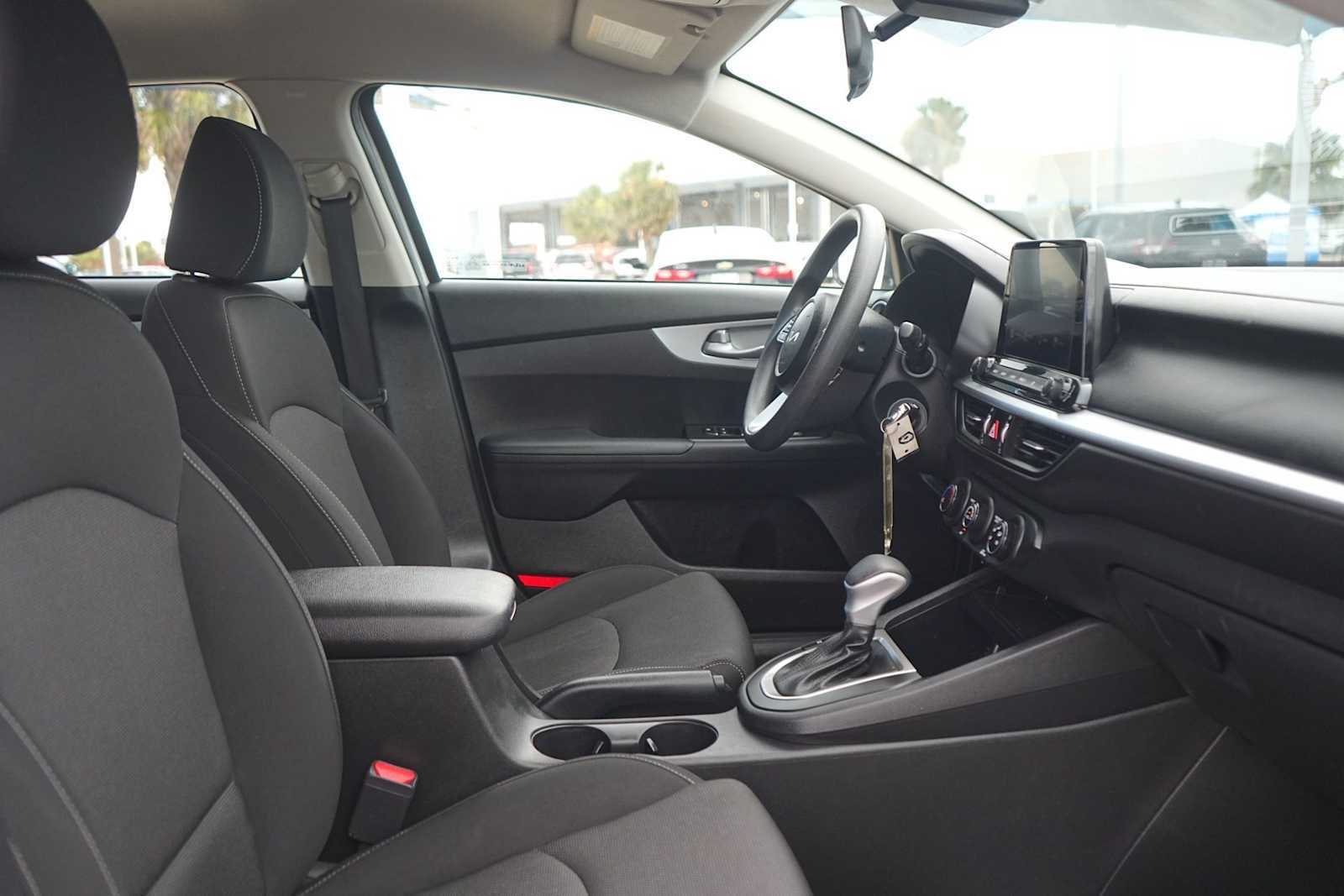 Used 2023 Kia Forte LXS FWD image 15