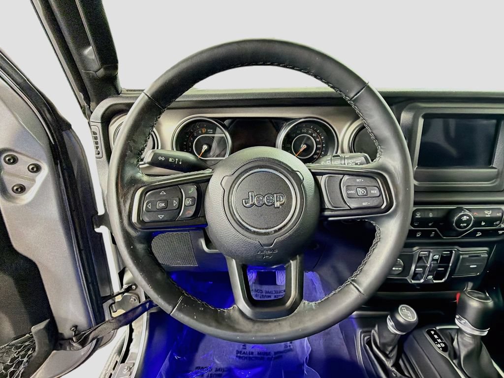 Used 2021 Jeep Wrangler Unlimited Sport AWD/4WD image 13