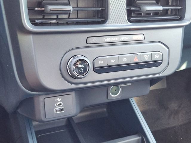 New 2026 Ford Maverick XL image 19