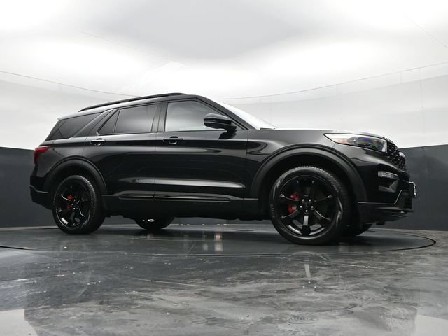 Used 2023 Ford Explorer ST w/ Equipment Group 401A AWD/4WD image 43