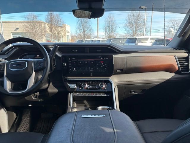 Certified 2026 GMC Sierra 3500 Denali w/ Denali Reserve Package image 22