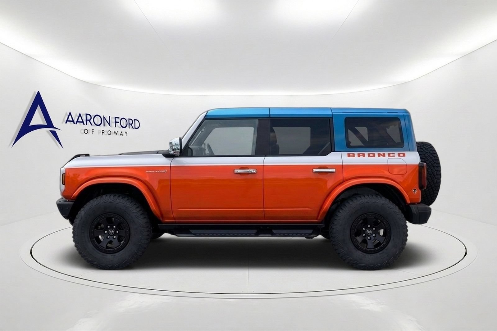 New 2026 Ford Bronco Stroppe Edition AWD/4WD image 3