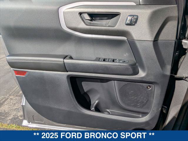 New 2025 Ford Bronco Sport Outer Banks w/ Sasquatch Outer Banks Package AWD/4WD image 10