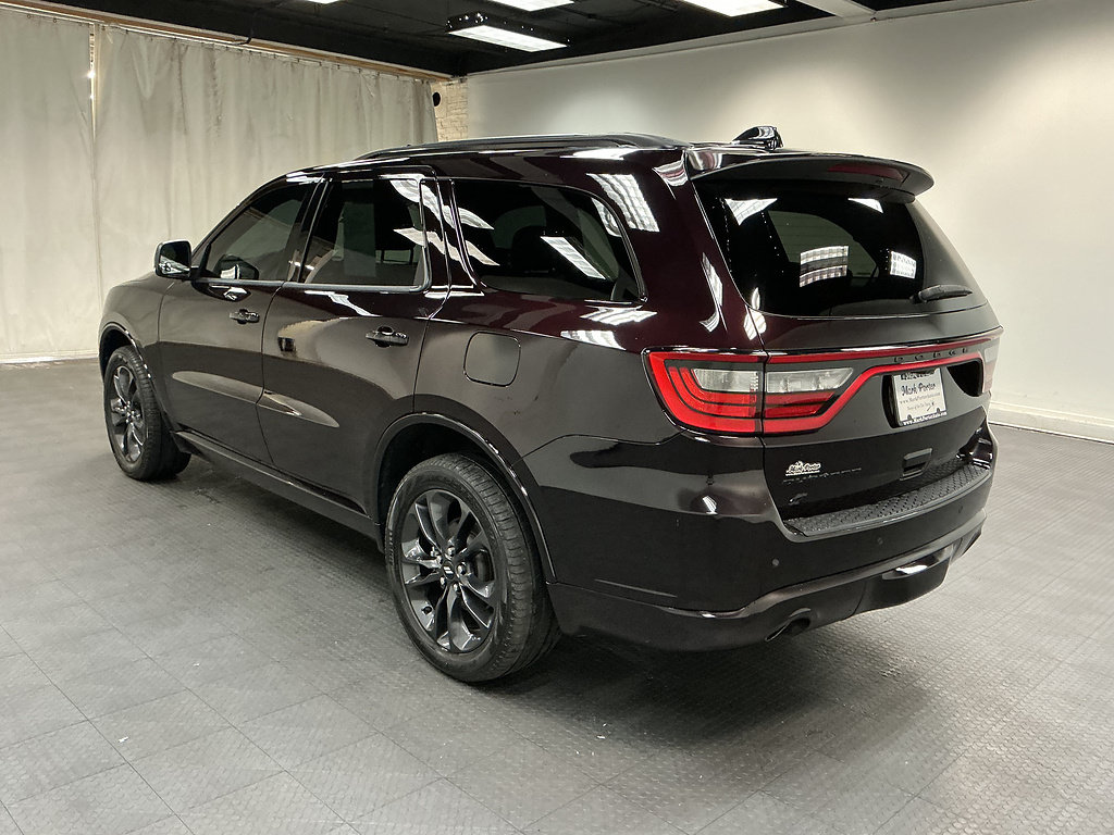 Used 2025 Dodge Durango GT AWD/4WD image 3