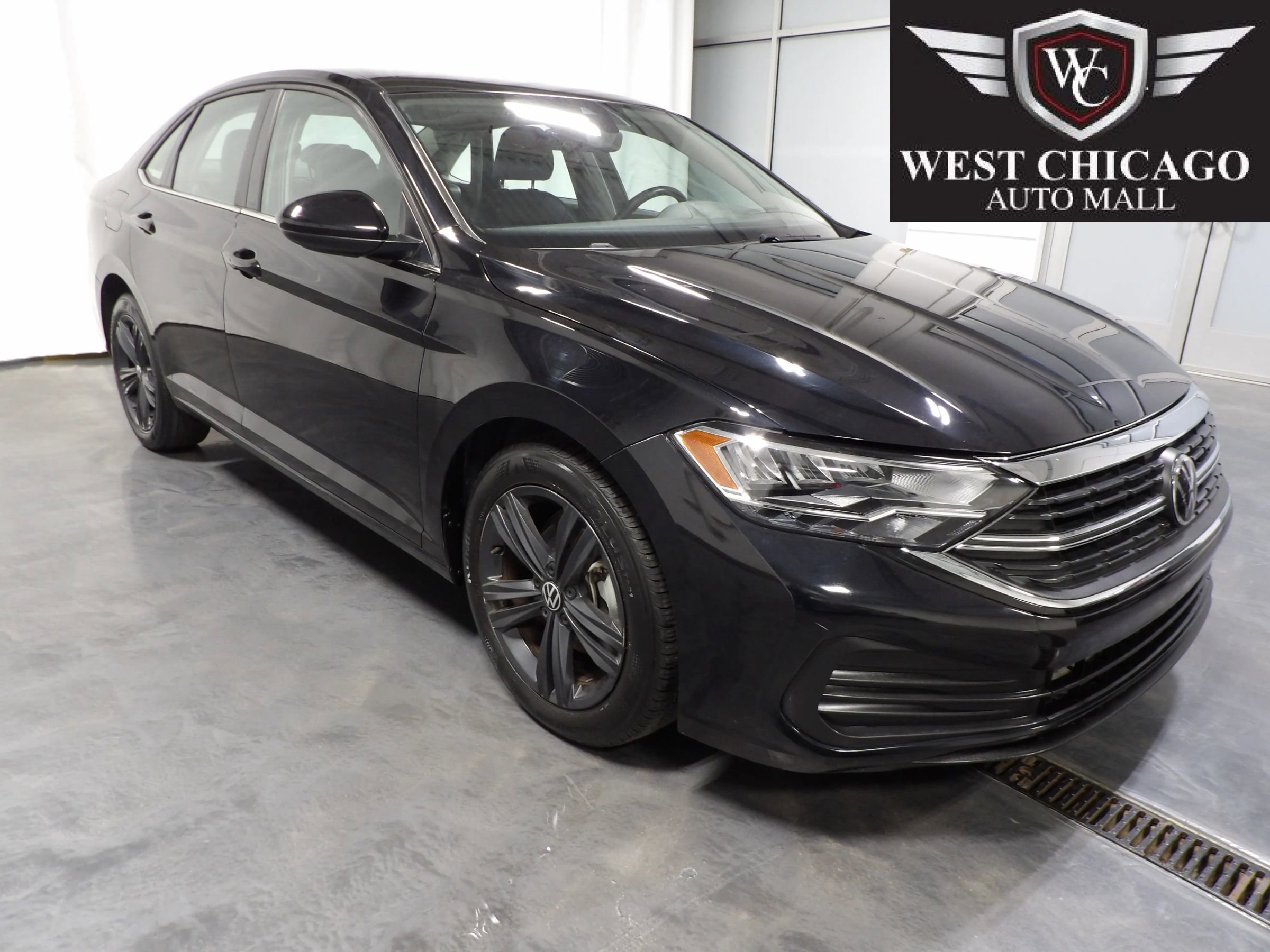 Used 2024 Volkswagen Jetta SE
