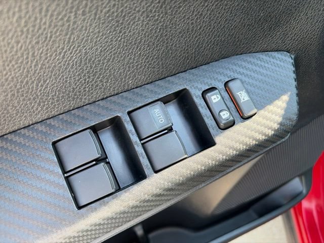 Used 2014 Toyota RAV4 LE AWD/4WD image 10