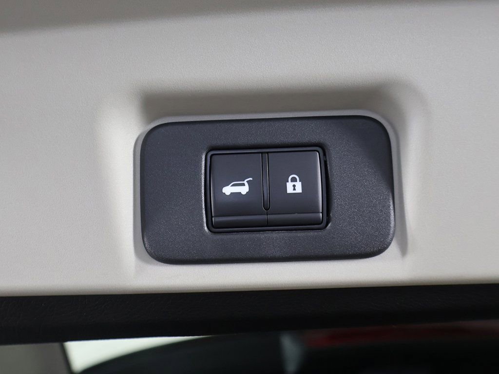 Used 2024 Nissan Ariya FWD image 51