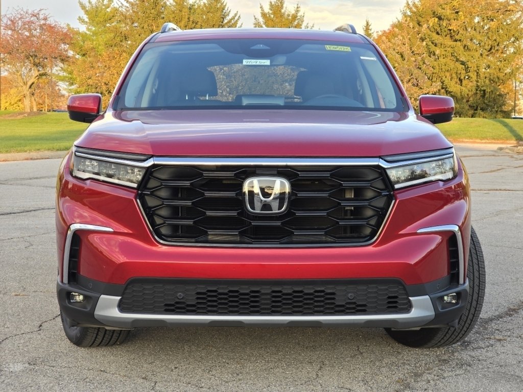 New 2025 Honda Pilot Touring image 16