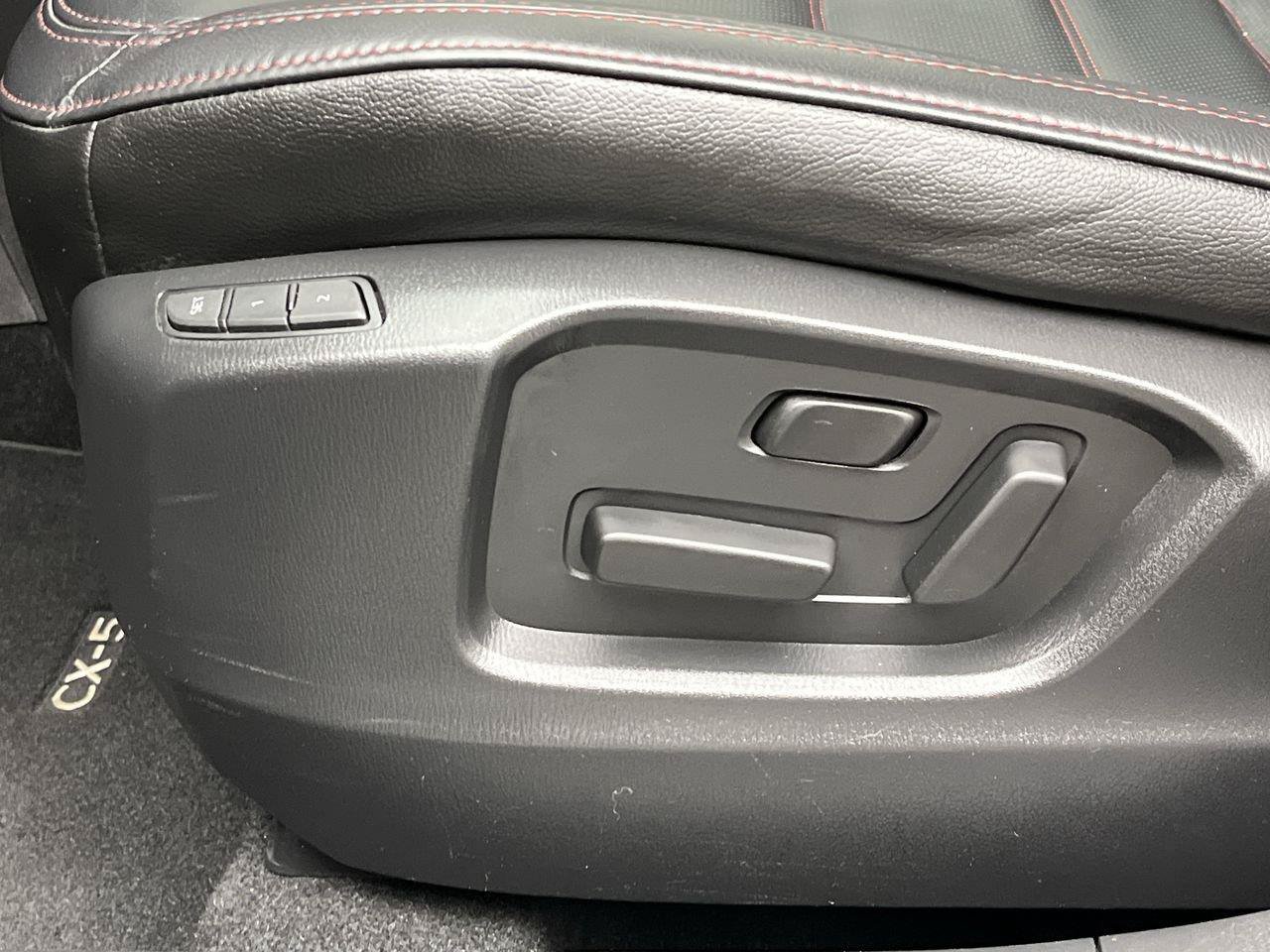 Certified 2025 MAZDA CX-5 Carbon Edition AWD/4WD image 11