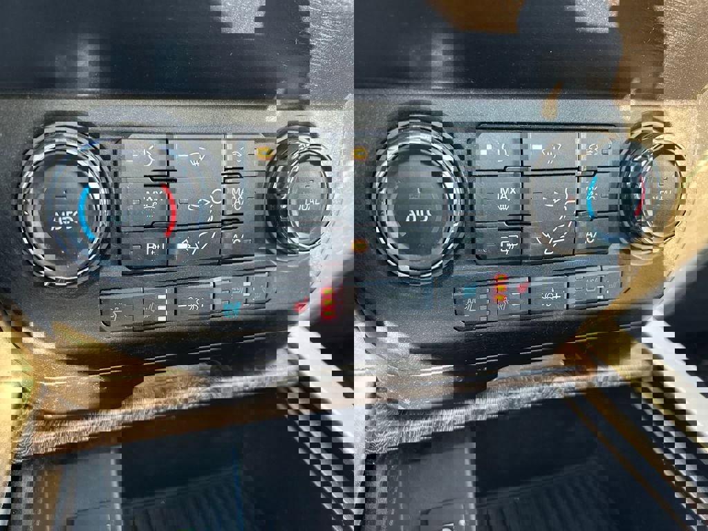 Used 2019 Ford F350 Lariat AWD/4WD image 36