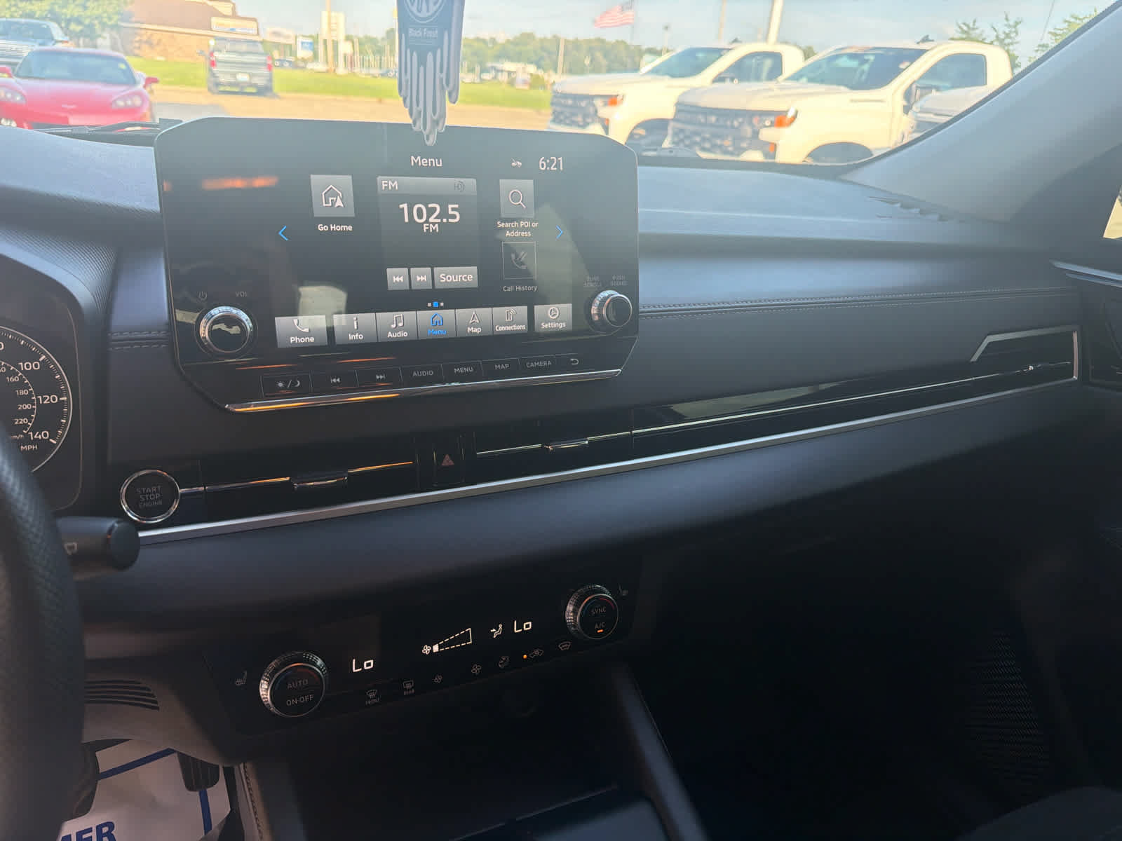 Used 2024 Mitsubishi Outlander SE AWD/4WD image 20