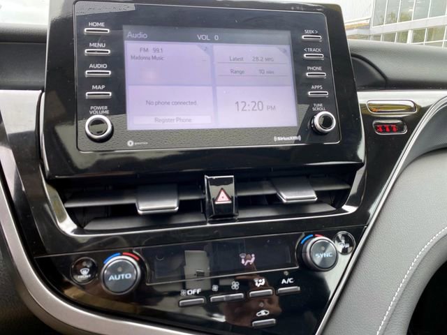 Used 2024 Toyota Camry SE w/ Cold Weather Package AWD/4WD image 9