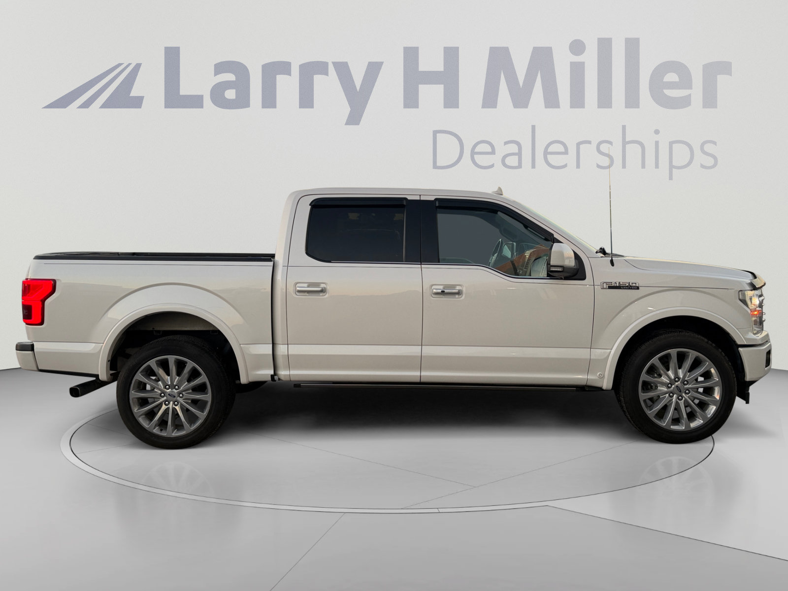 Used 2018 Ford F150 Limited w/ Trailer Tow Package AWD/4WD image 6