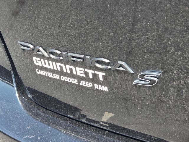 Used 2026 Chrysler Pacifica Limited w/ S Appearance Package FWD image 37
