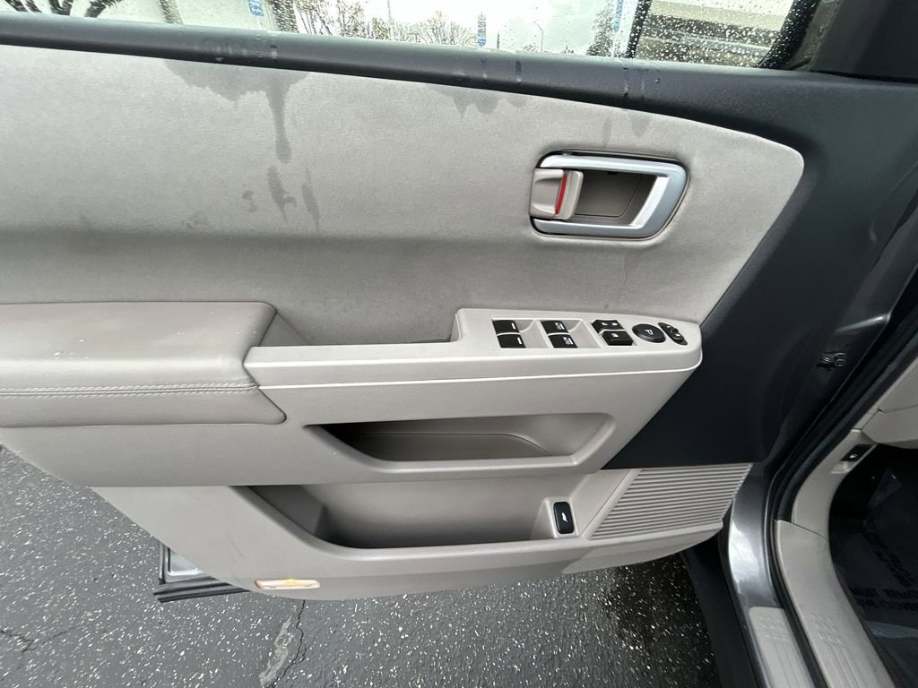 Used 2012 Honda Pilot LX image 13