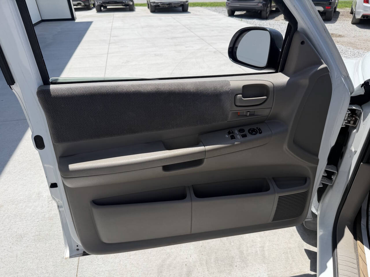 Used 2001 Dodge Dakota 2WD Club Cab image 8