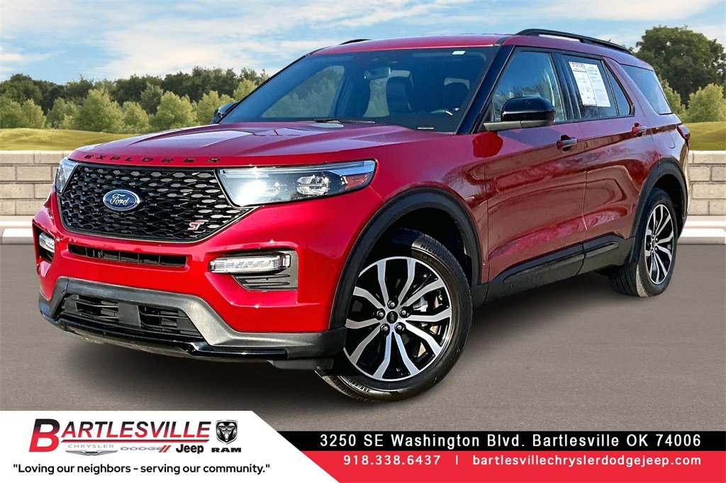 Used 2022 Ford Explorer ST image 1