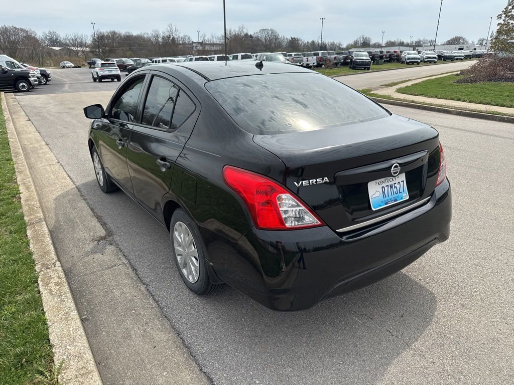 Used 2017 Nissan Versa S image 4