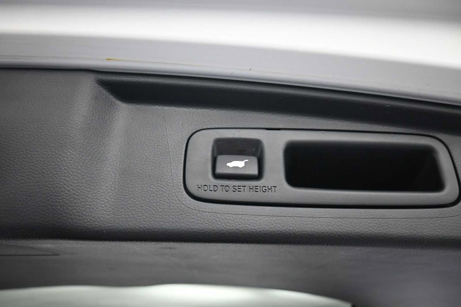 Used 2024 Honda CR-V EX-L image 23
