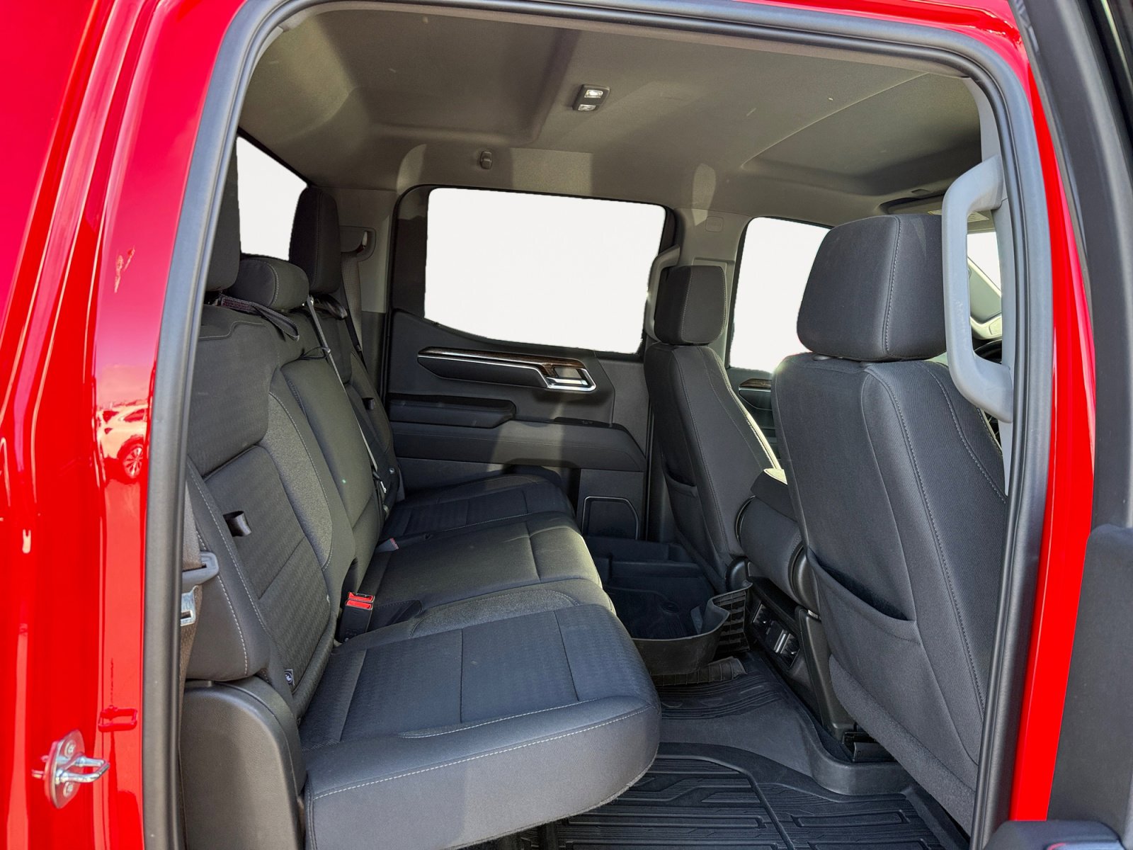 Used 2022 GMC Sierra 1500 Elevation w/ LPO, Elevation Black Package image 18