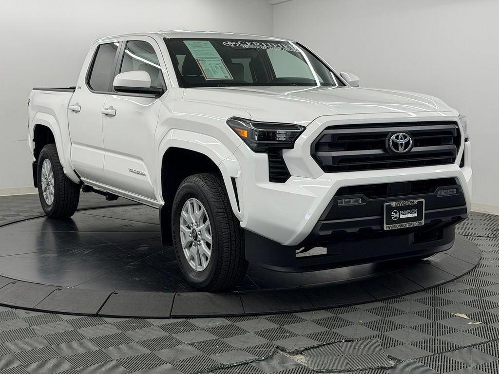 Used 2026 Toyota Tacoma SR5 AWD/4WD image 8