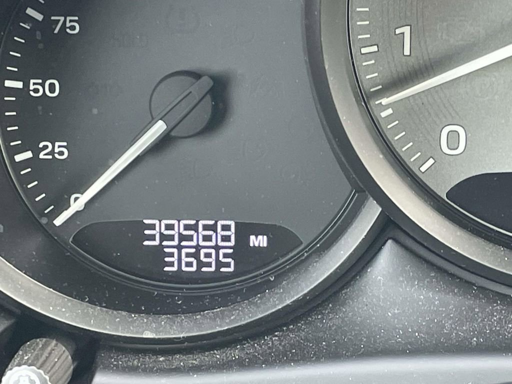 Used 2022 Porsche Macan S image 37