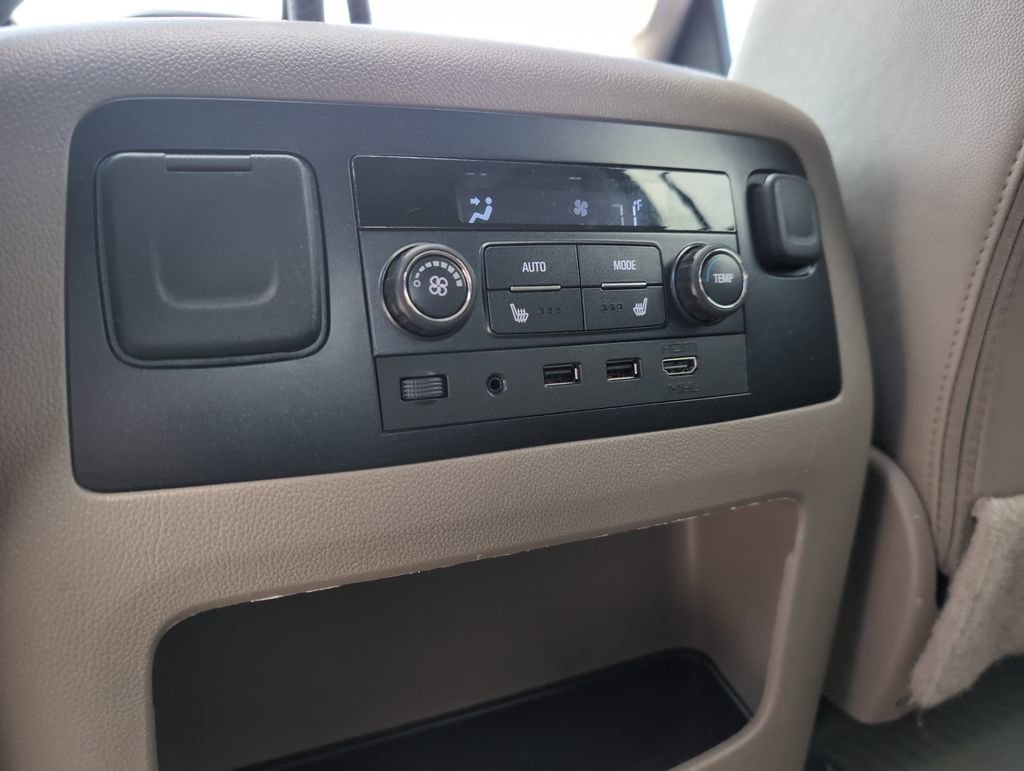 Used 2017 Chevrolet Tahoe Premier AWD/4WD image 15