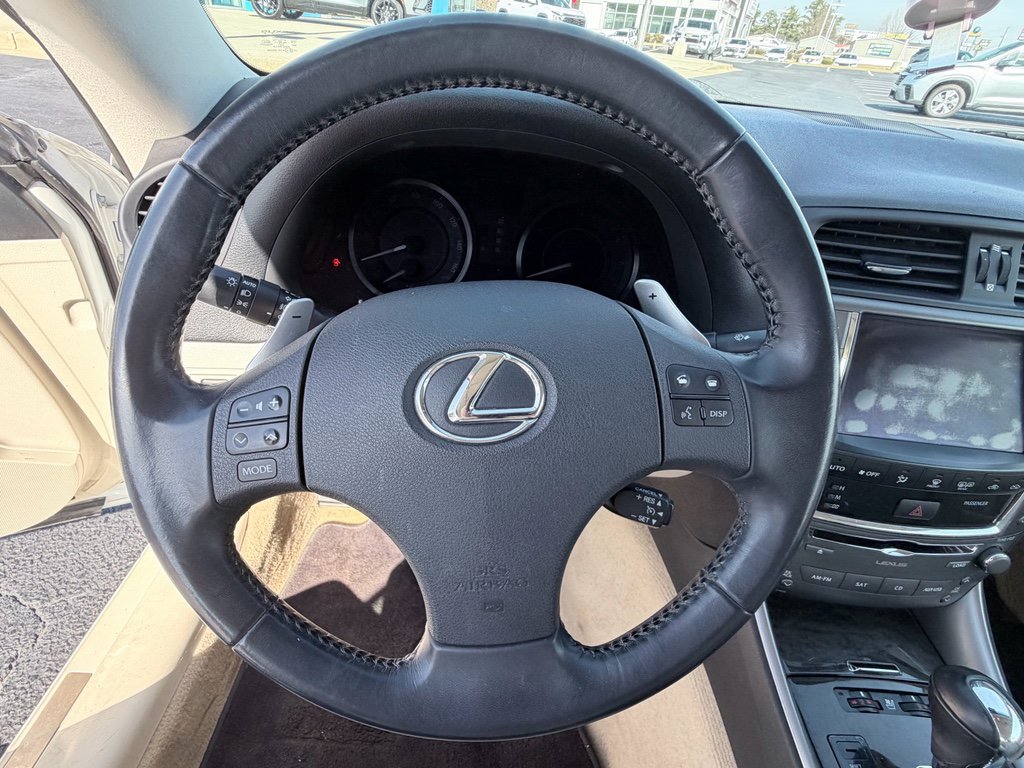 Used 2010 Lexus IS 250C image 11