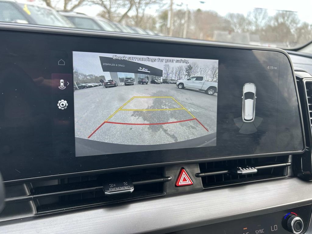 Certified 2025 Kia Sportage EX image 22