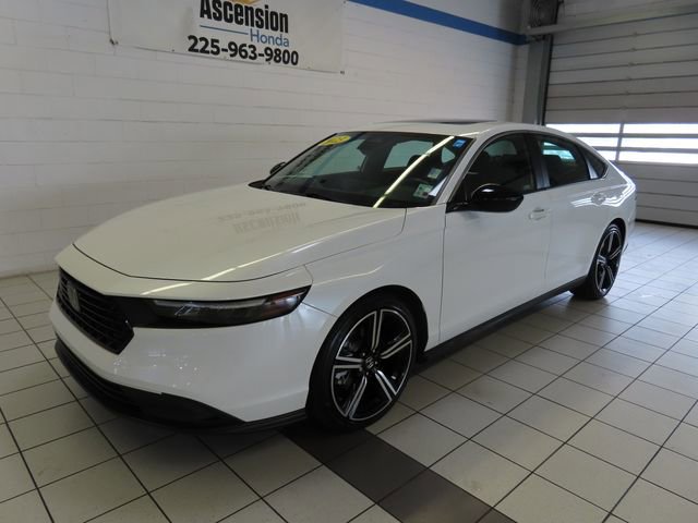 Used 2023 Honda Accord Sport image 2