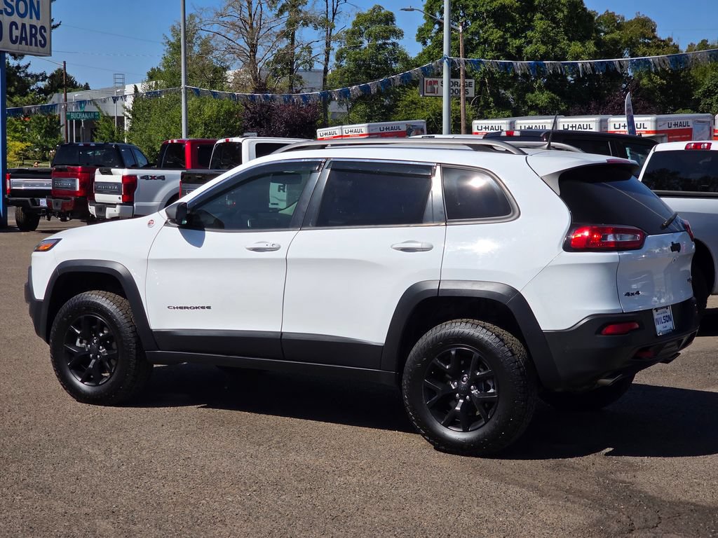 Used 2018 Jeep Cherokee Trailhawk AWD/4WD image 27