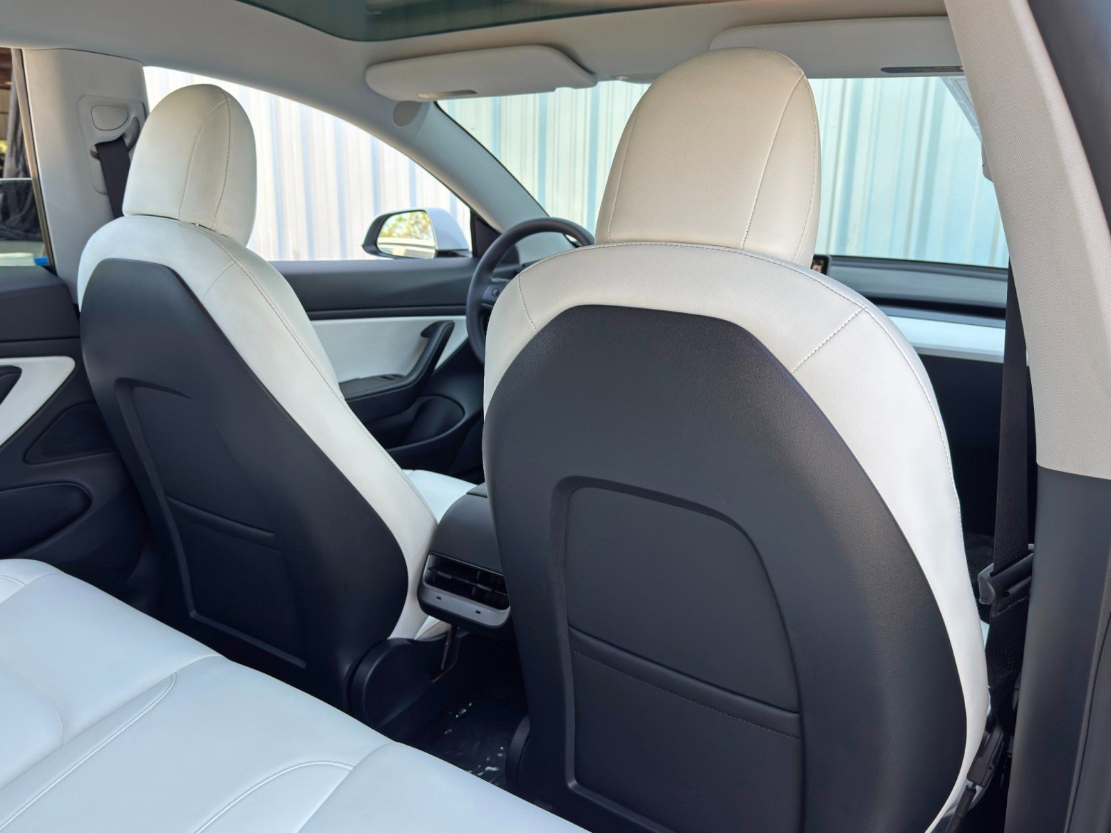 Used 2021 Tesla Model 3 Standard Range Plus image 36