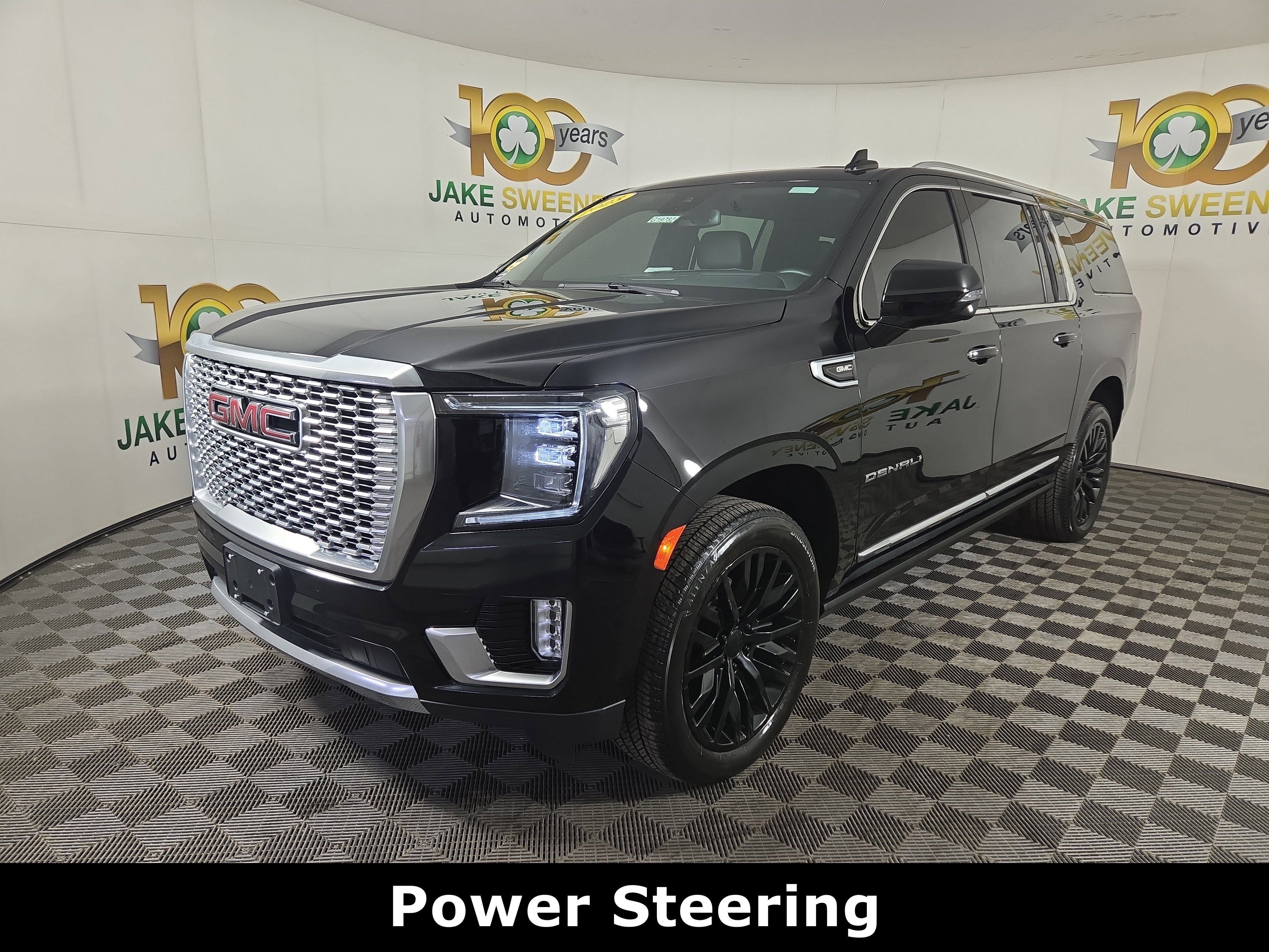 Certified 2023 GMC Yukon XL Denali image 3