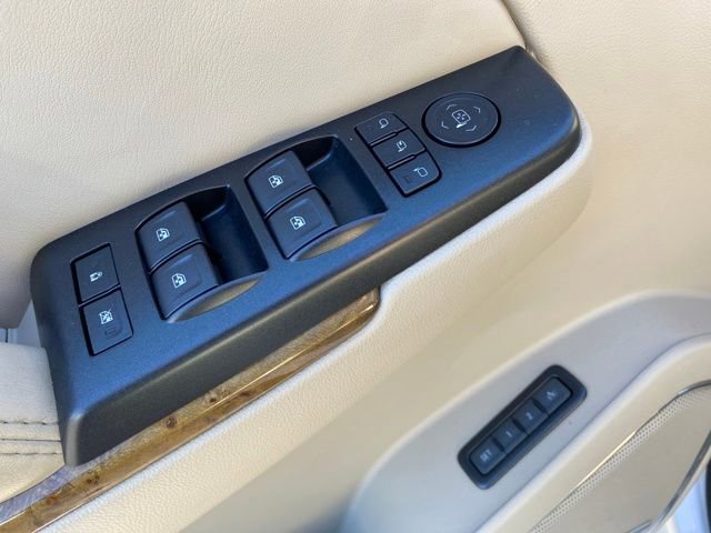 Certified 2017 GMC Yukon Denali w/ Open Road Package image 17