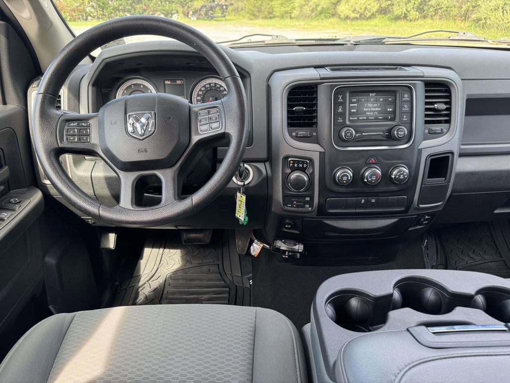 Used 2015 RAM 1500 Express AWD/4WD image 16