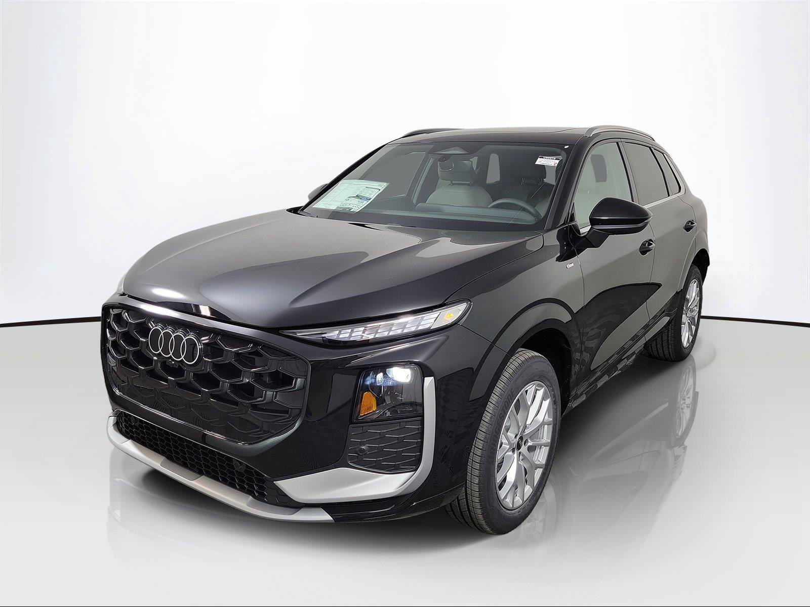 New 2026 Audi Q3 quattro 2.0T AWD/4WD image 3