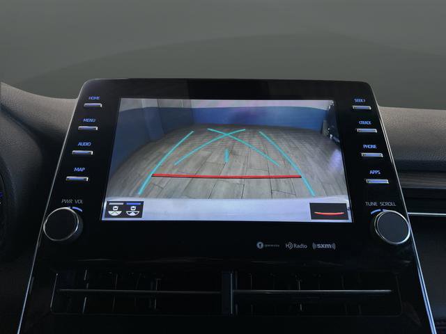 Used 2022 Toyota Avalon XLE image 9