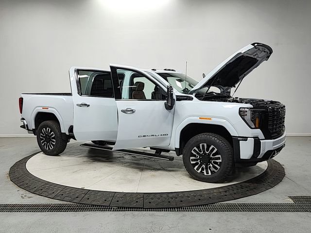 New 2026 GMC Sierra 2500 Denali Ultimate image 9