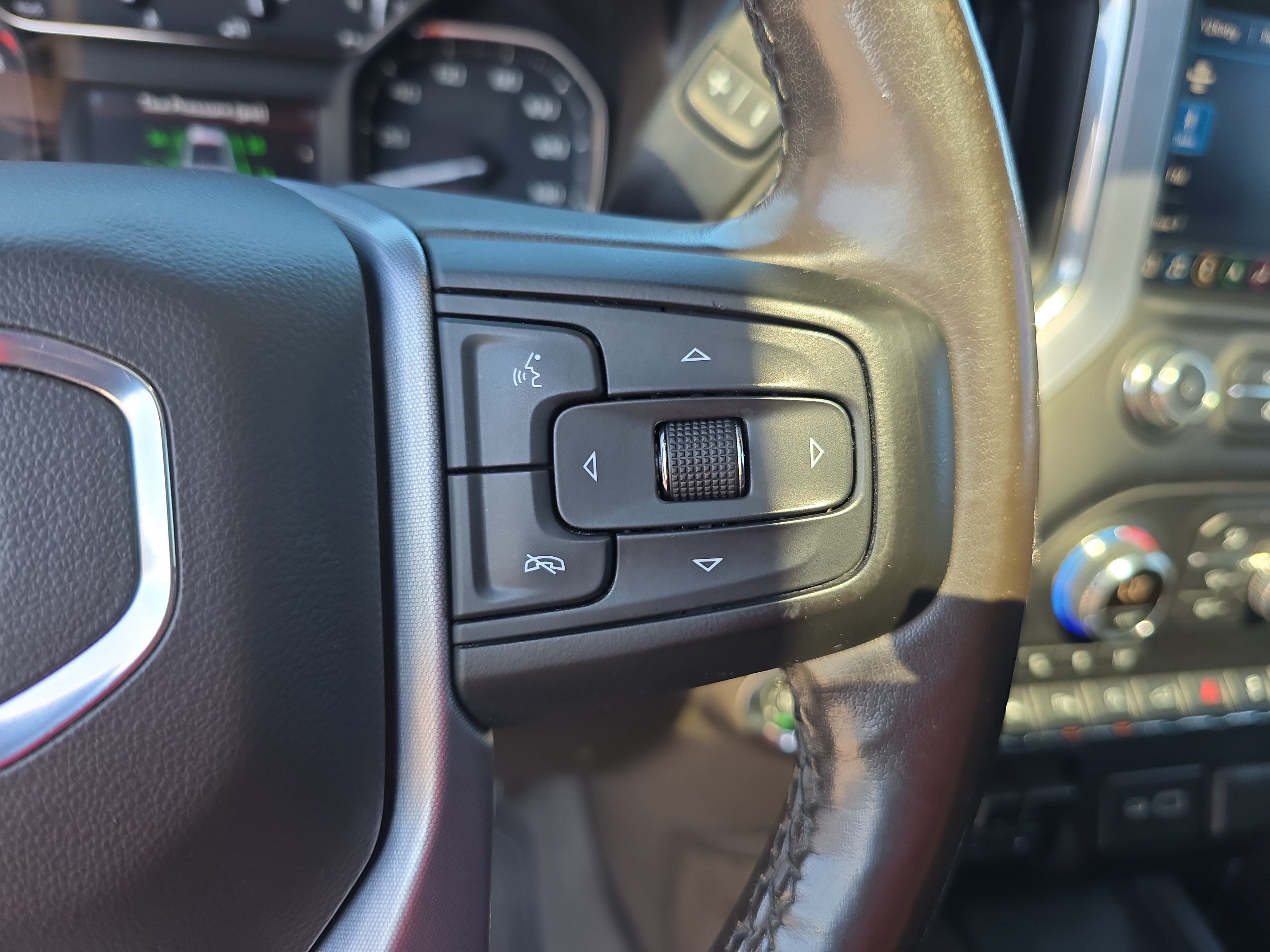 Used 2020 GMC Sierra 1500 SLT w/ SLT Premium Plus Package AWD/4WD image 19