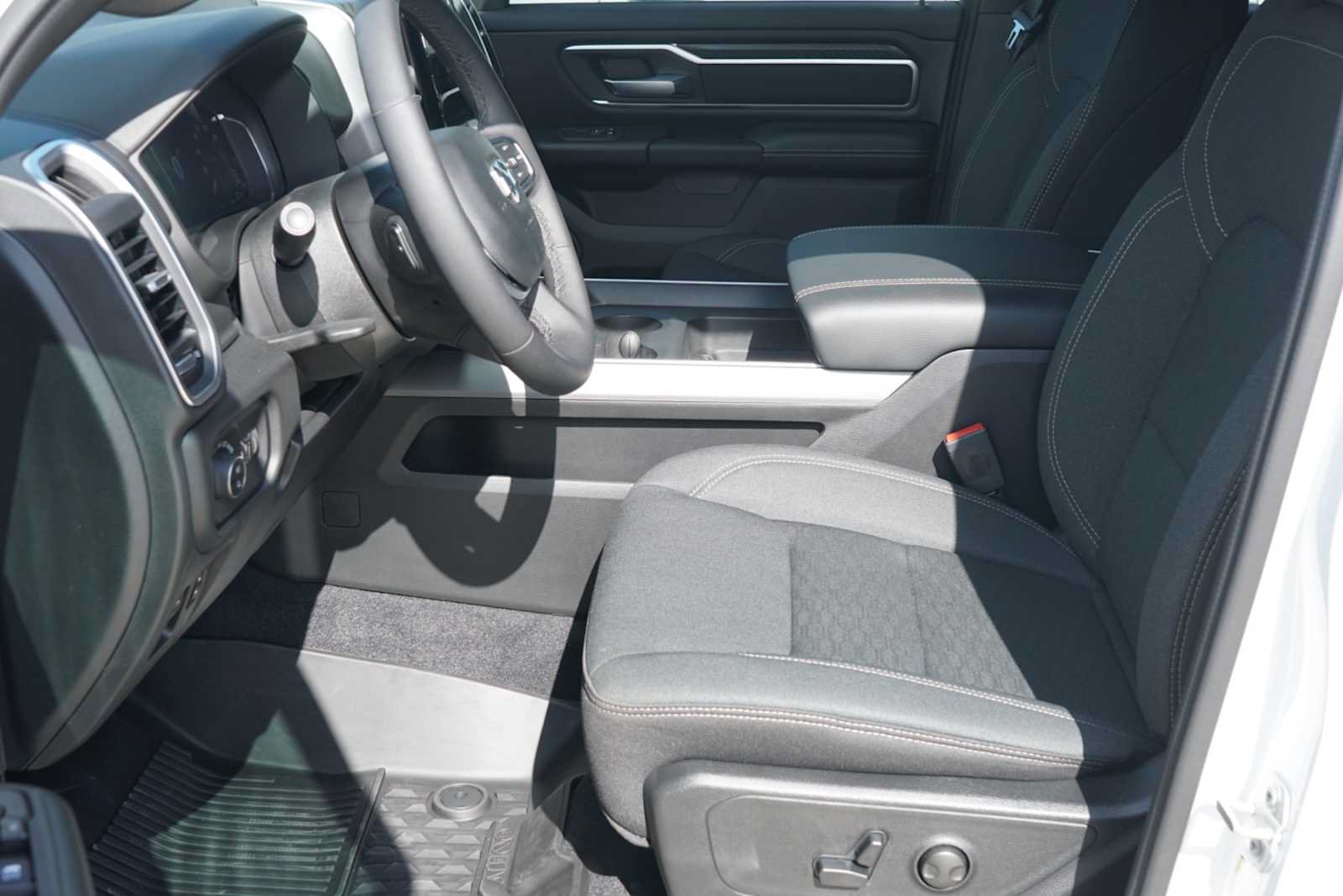 Used 2026 RAM 1500 Lone Star AWD/4WD image 7